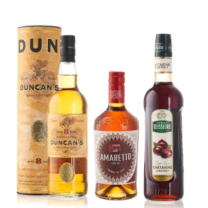 Whisky Scotch Duncan's 8 Ani + Strega Amaretto + Sirop Mathieu Teisseire Castane Cocktail